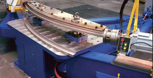 Swing arm profile stretch forming press (V & FEV)